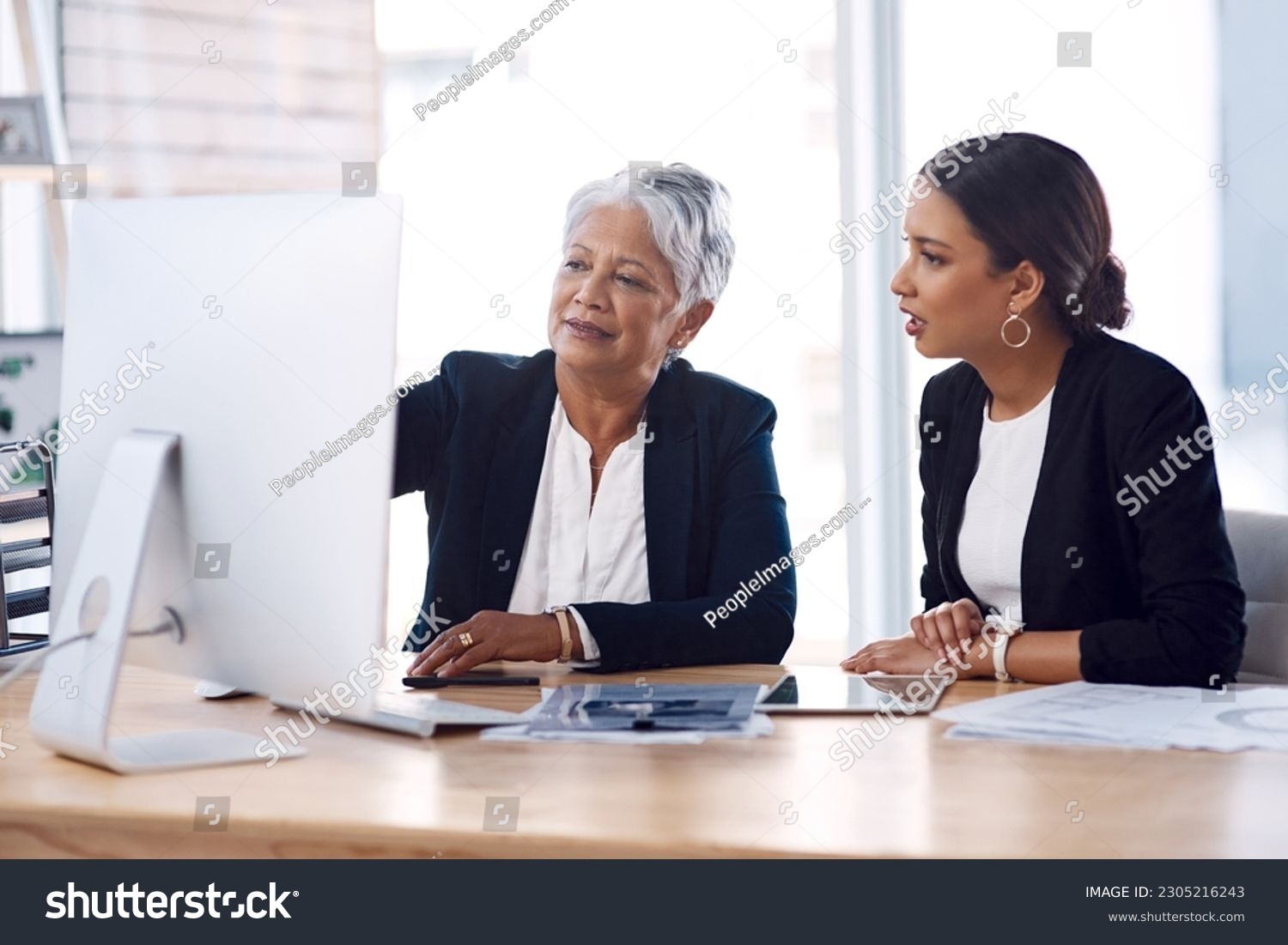 How Cycle Coach Jema Lee Helps Women Understand Their Hormones